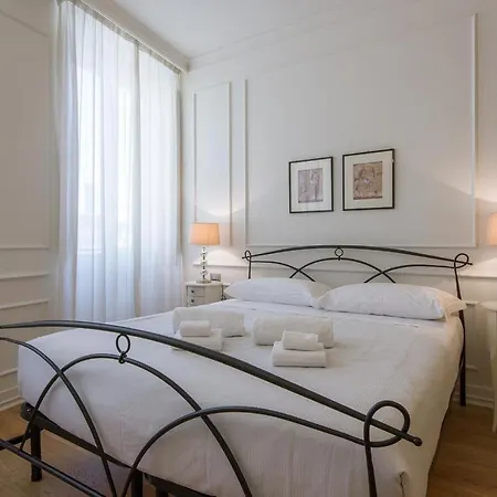 Dei Poeti & Bed & Breakfast 3*
