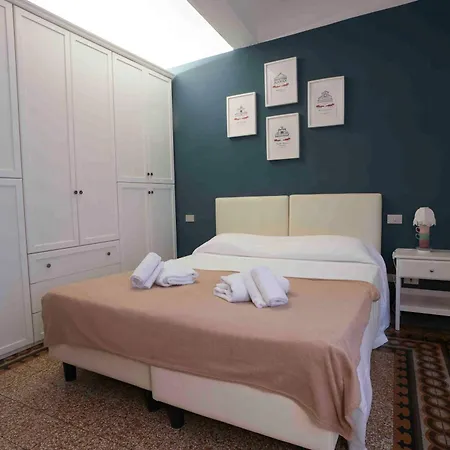 Bed and Breakfast Dei Poeti & 3*