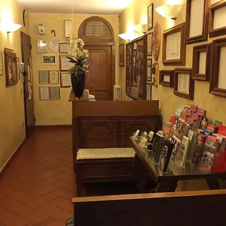Dei Poeti & Bed and Breakfast 3*